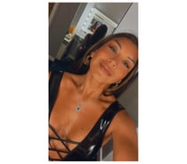 LUCIA COLOMBIANA PARTY GIRL