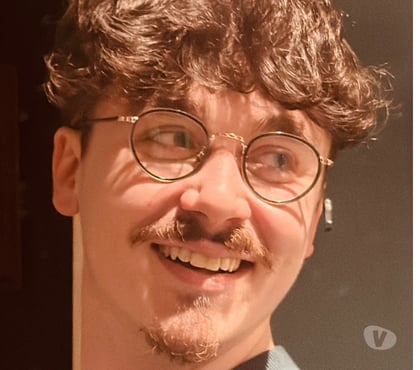 Gay Escorts Leeds City Centre Leeds - Photos for Young Male Escort