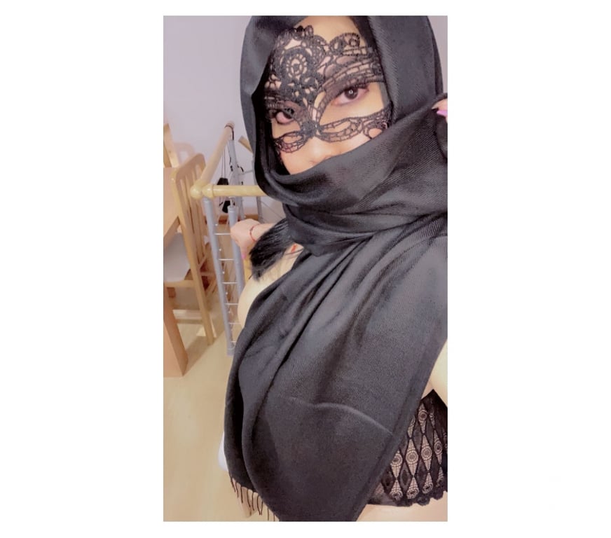 Escorts South West London Richmond upon Thames - Photos for Valery 🎀 Girl Party💯 🛍️🍫🥂🍾