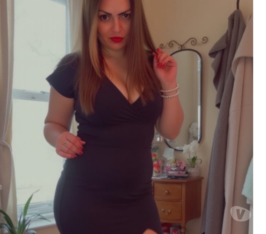 Escorts West Yorkshire Leeds - Photos for Beautiful party girl Jess 100% genuine