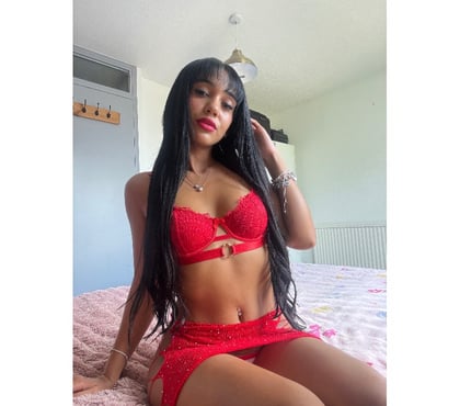 Photos for Mia, Brazilian🇧🇷🌸 party🇧🇷🔥