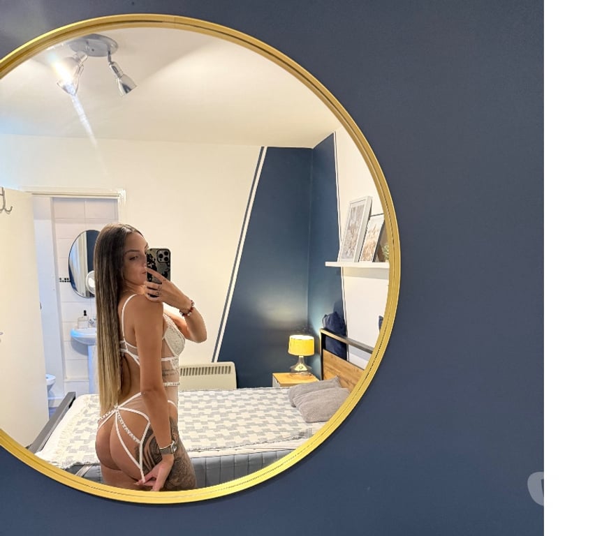 Escorts West Midlands Birmingham - Photos for KASSY BRANDÃO ❤️‍🔥 PARTY GIRL 🇧🇷