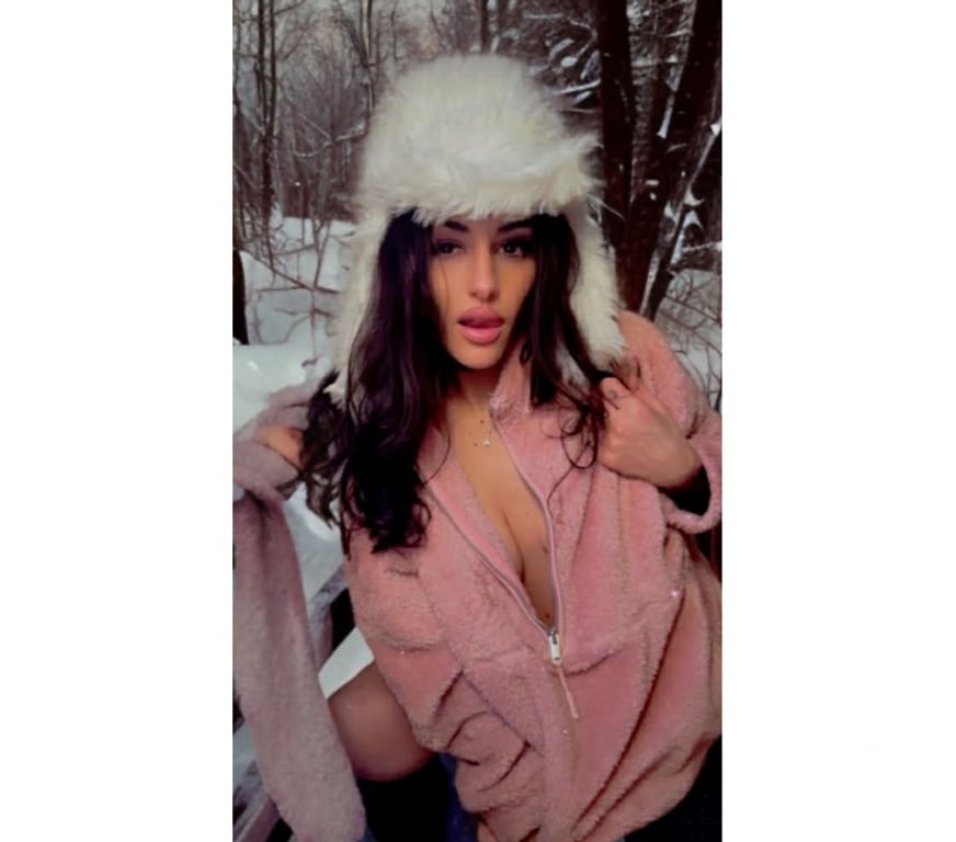 Escorts Hertfordshire East Hertfordshire - Photos for 👋 🩵Im exclusives new in the town🩵REAL PHOTO!🩵