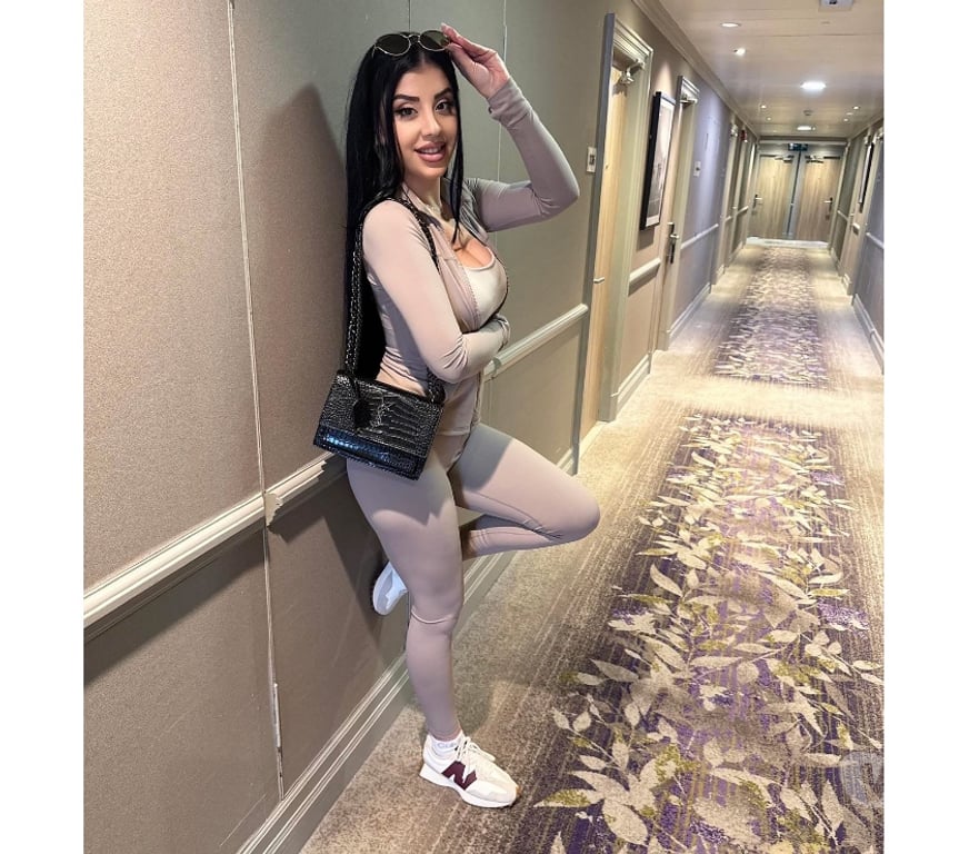 Escorts Nottinghamshire Mansfield - Photos for 🖤New, just arrive here, f kiss included, photo real