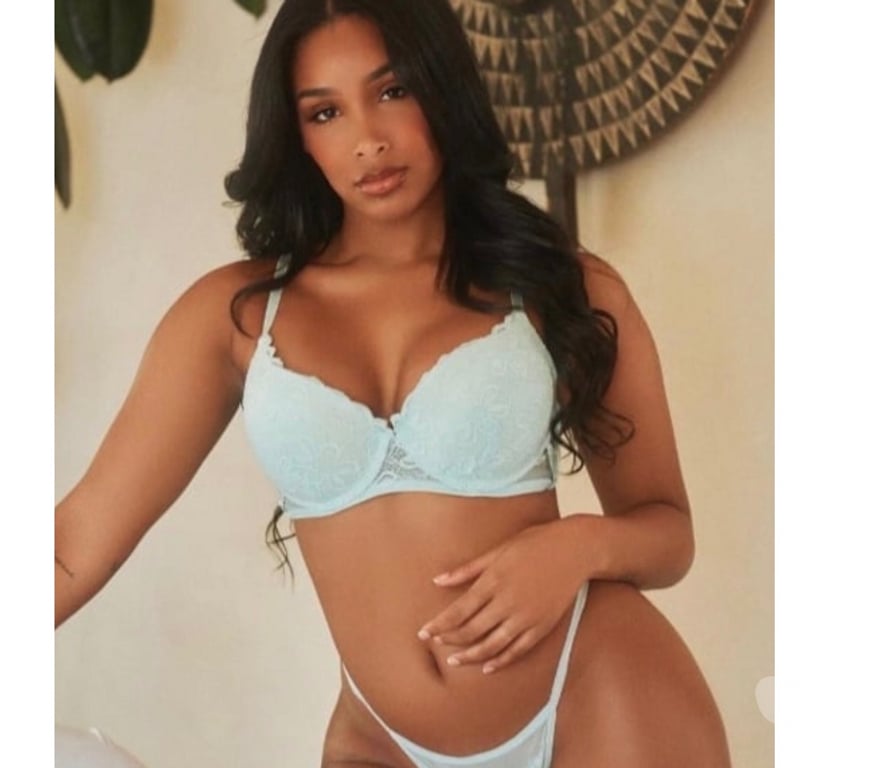 Escorts Cheshire East Crewe - Cheshire East - Photos for New GIR Vicky party 💃 real pic💯