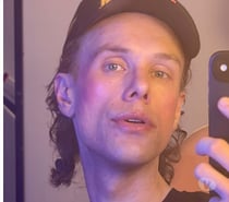 Pretty Boy In Hotel Tonight