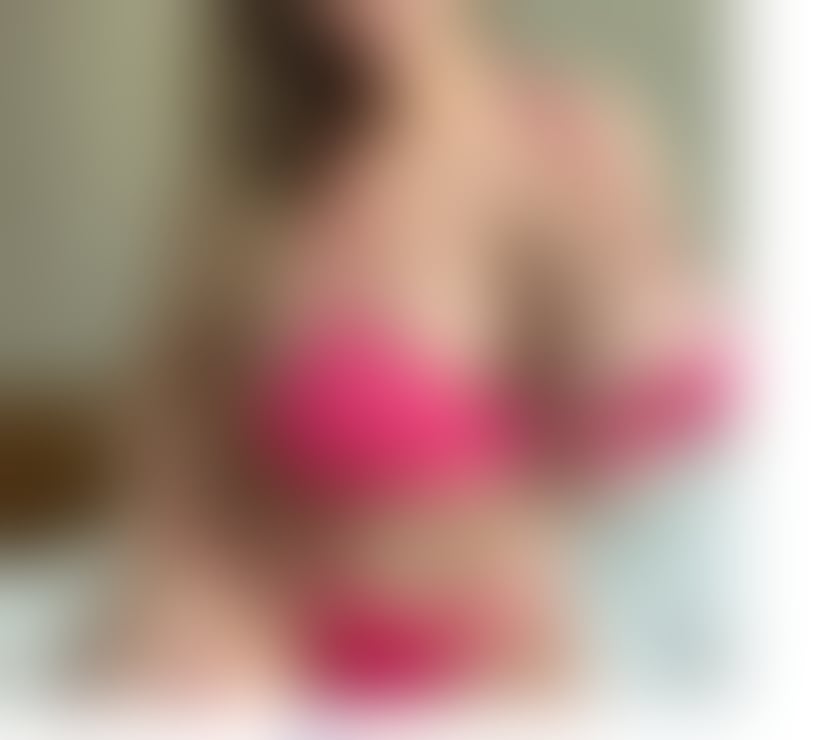 Escorts East London Redbridge - Photos for Luna new here very nice only party 🎉🎉🎉🎉😁😁