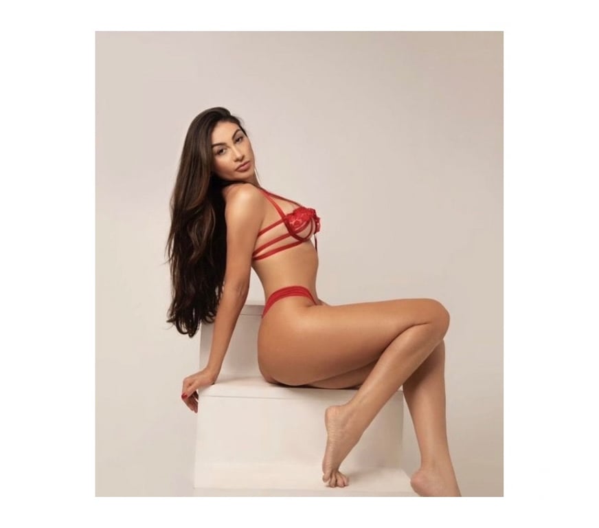 Escorts West London Heathrow Terminal 5 Station - West London - Photos for ❤️MARY ❤️OUTCALL❤️✅