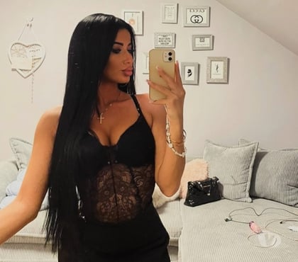 Escorts and Massages Middlesbrough Town Centre Middlesbrough - Photos for SELENA 🎀 THE BEST SERVICES NEW IN TOWN