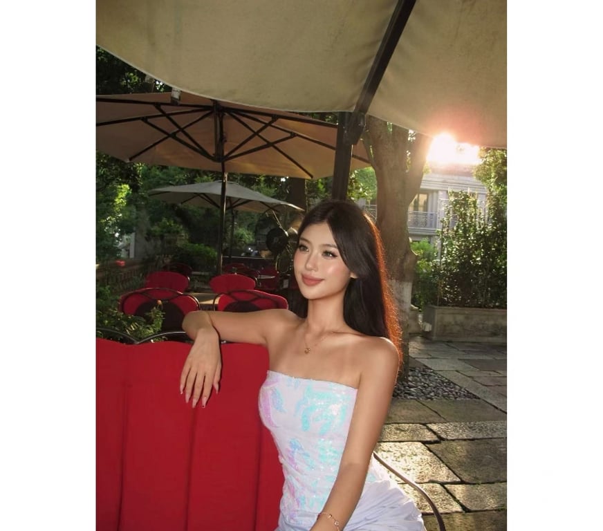 Escorts West Midlands Wolverhampton - Photos for Sexy Lady From Singapore