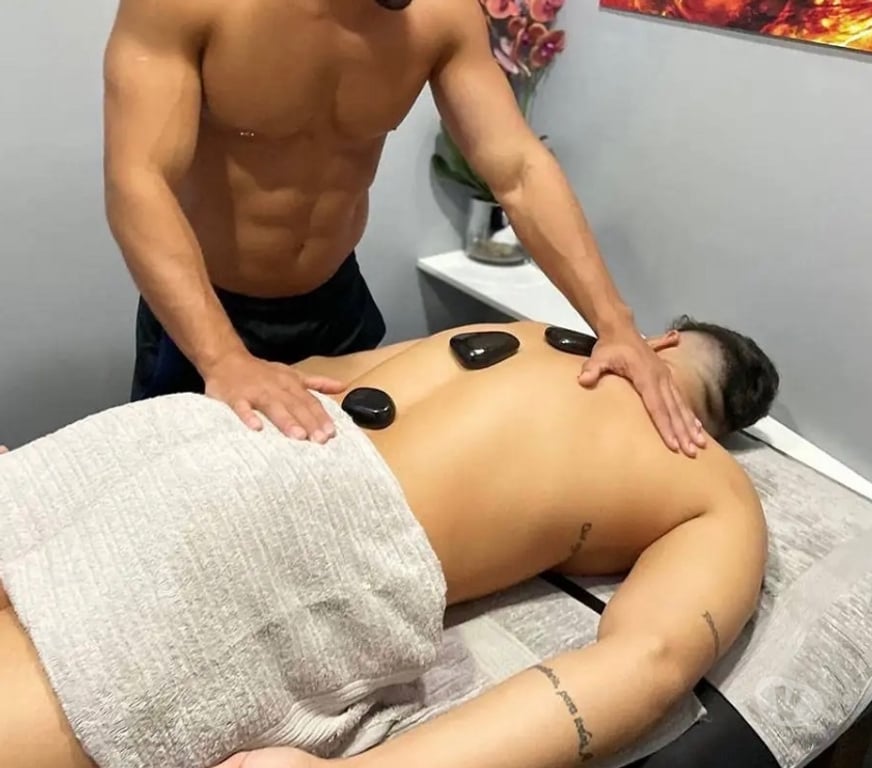 Escorts South West London Tooting Broadway Station - South West London - Photos for I’m Rodri, 30 NEW IN TOWN, Best masseur.