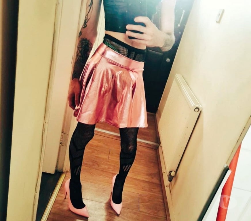  Gay massage East London All Saints - DLR Station - East London - Photos for Emo femboy ready to make you happy