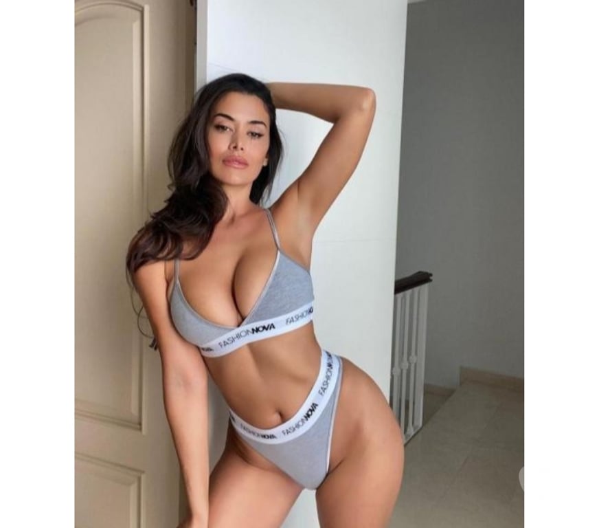 Escorts West London Hillingdon - Photos for BRUNA Classy GFE 💋 Naughty Fun Party😝