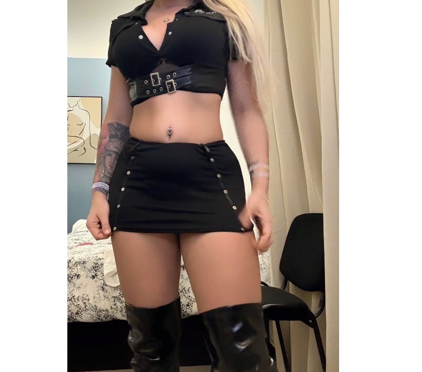 Escorts East London Canary Wharf - East London - Photos for 🫦LARA Real pics CLASS 🫦PARTY GIRL 🔥