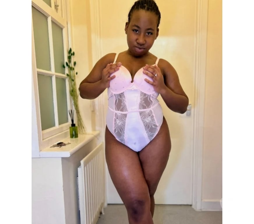 Escorts Central London Mayfair - Central London - Photos for Christmas Day companion GFE