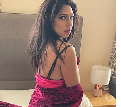 Escorts and Massages Stratford Station East London - Photos for Pakistani shemale 8” fully functional in Forest Gate