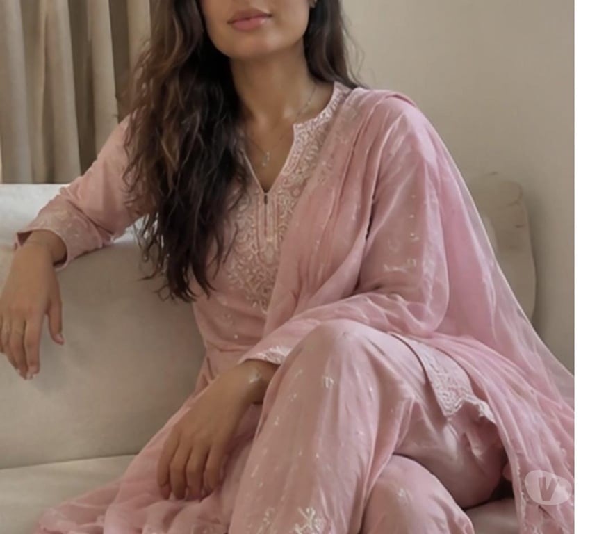 Escorts West London Hounslow - Photos for Pakistani Model
