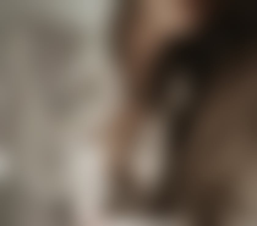 Exclusive Sensual Tantra Massage Blonde Petite girl