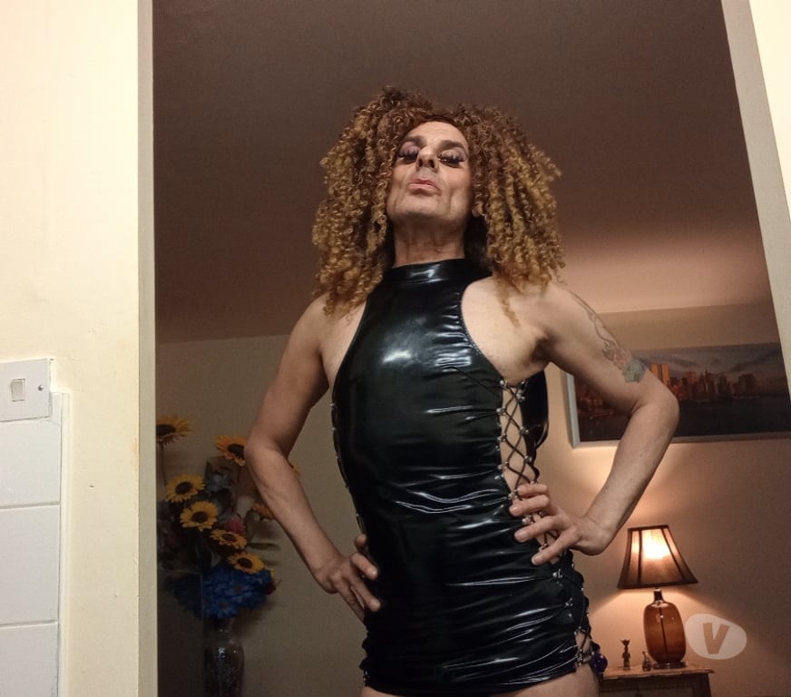 Trans Escorts North West London Golders Green Station - North West London - Photos for TV here to please guarantee satisfaction