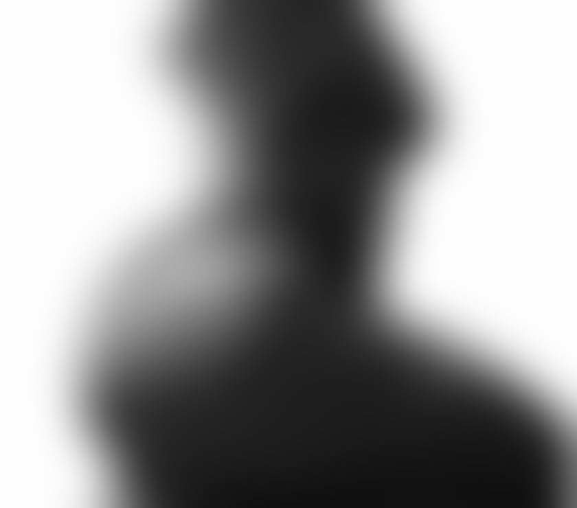 Escorts Peterborough Peterborough City Centre - Peterborough - Photos for Xtinaa- your sensational curvy Xmas treat 😈