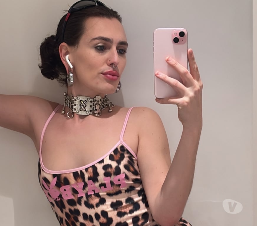 Trans Escorts East London Canary Wharf - East London - Photos for Experienced Girlfriend Born and Bred Londoner