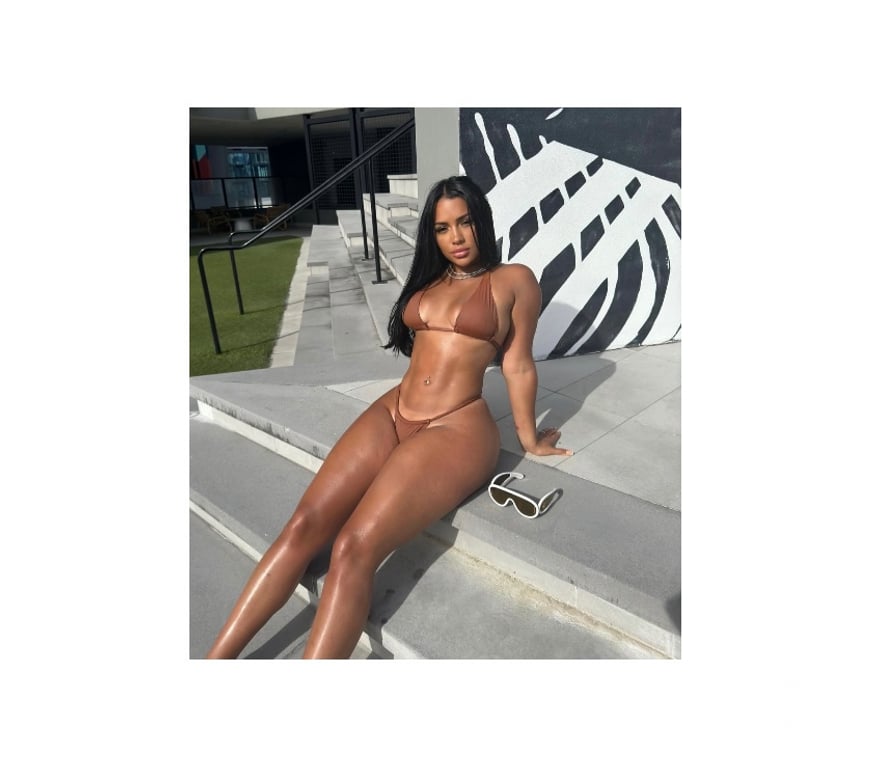 Escorts Greater Manchester Manchester - Photos for MAY New in town