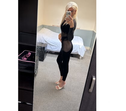 Transsexual Shepherd`s Bush West London - Photos for EVA BALMAIN X X X L