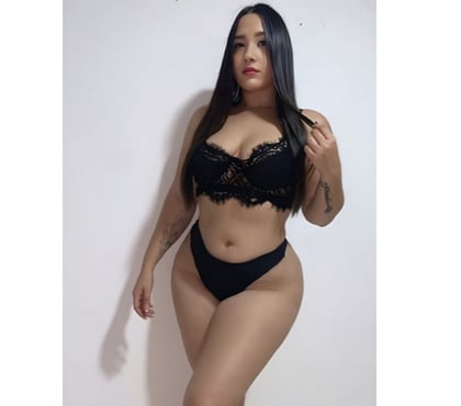 Escorts and Massages Woolwich South East London - Photos for KELLY 5⭐️SERVICE 🍑PARTYGIRL🍾