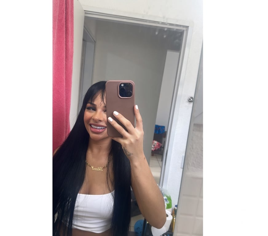 Escorts Hampshire Southampton - Photos for LAURA BIG ASS 🍑🇧🇷🎉