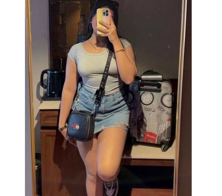 Escorts Barking and Dagenham Romford - Barking and Dagenham - Photos for Escort girl available💋