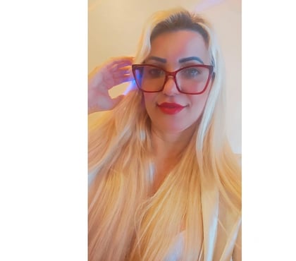 Escorts and Massages Wimbledon South West London - Photos for Blonde crystal, I'm in Wimbledon