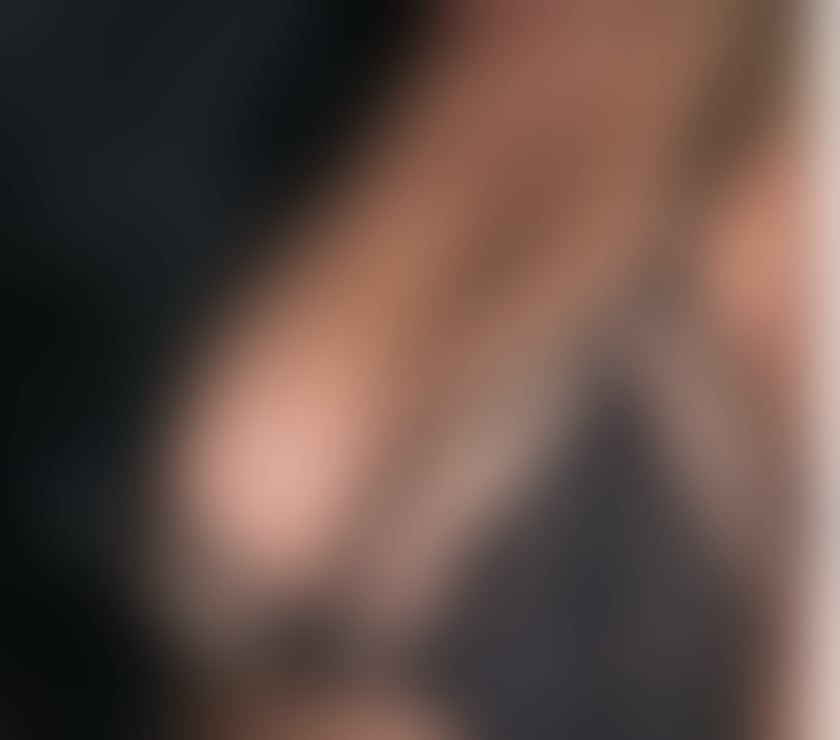 Escorts North London Stoke Newington - North London - Photos for thick Latina Girl Big Butt Big boobs