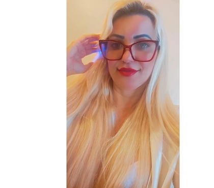 Escorts Colliers Wood Station South West London - Photos for Blonde Cristal, I'm at Wimbledon. ❤️❤️