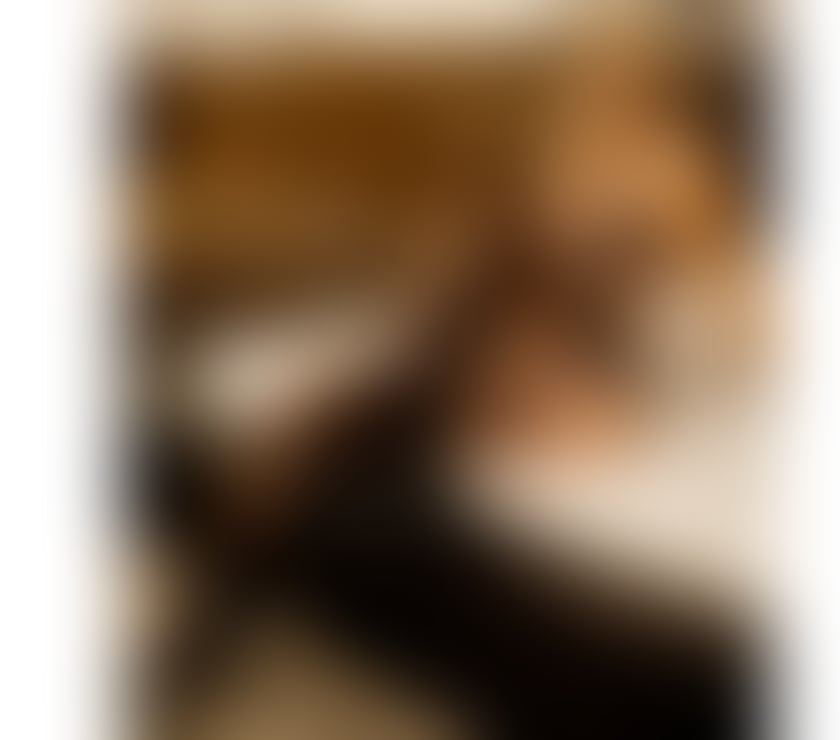 Escorts South West London Tooting Broadway Station - South West London - Photos for Blonde Cristal, I'm in Wimbledon. 🎁❤️