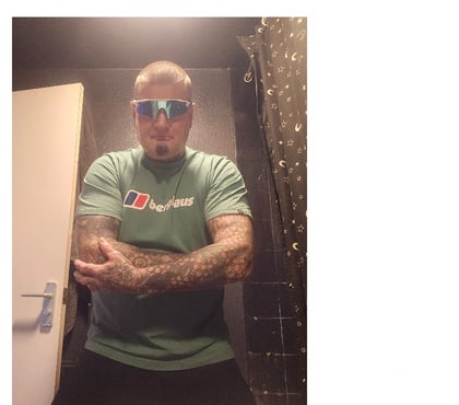 Adult Dating Shipley Bradford - Photos for Mature Male seeking Casual Naughty Fun FEMALES ONLY