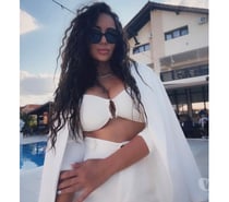 SARA ❤️AMAZING ❤️CLASSY GIRL❤️NEW