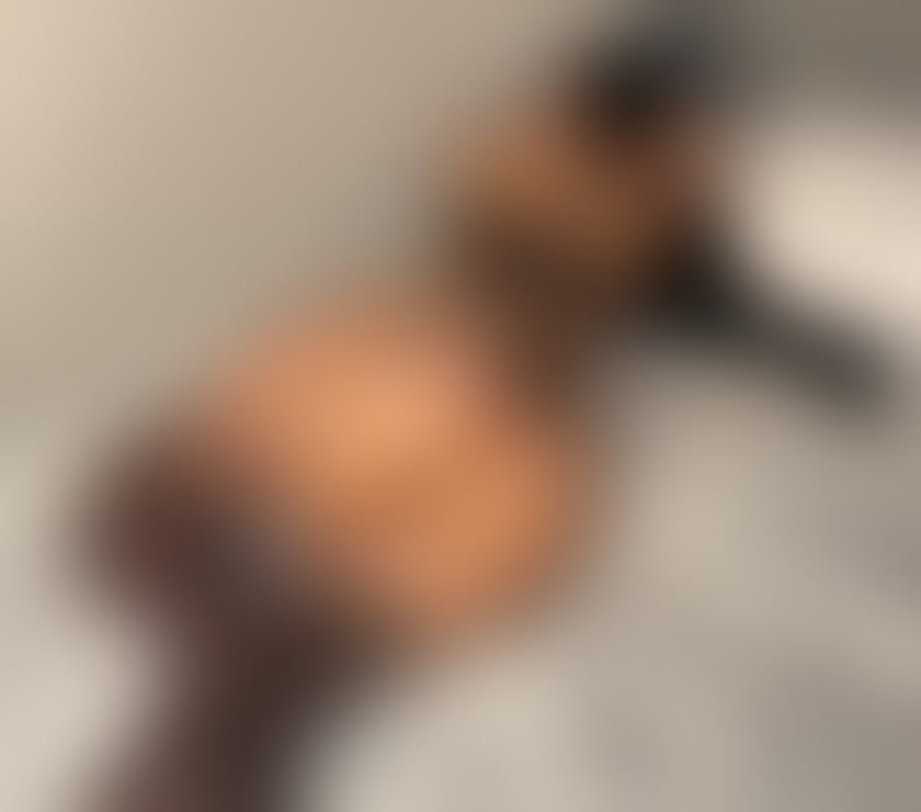 Escorts South East London Greenwich - DLR Station - South East London - Photos for NAUGHTY MIA ❤️‍🔥🇧🇷 GFE 🥰 PARTY GIRL🥇✨