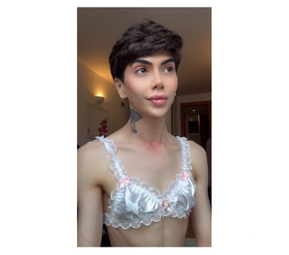 Photos for Twink in London