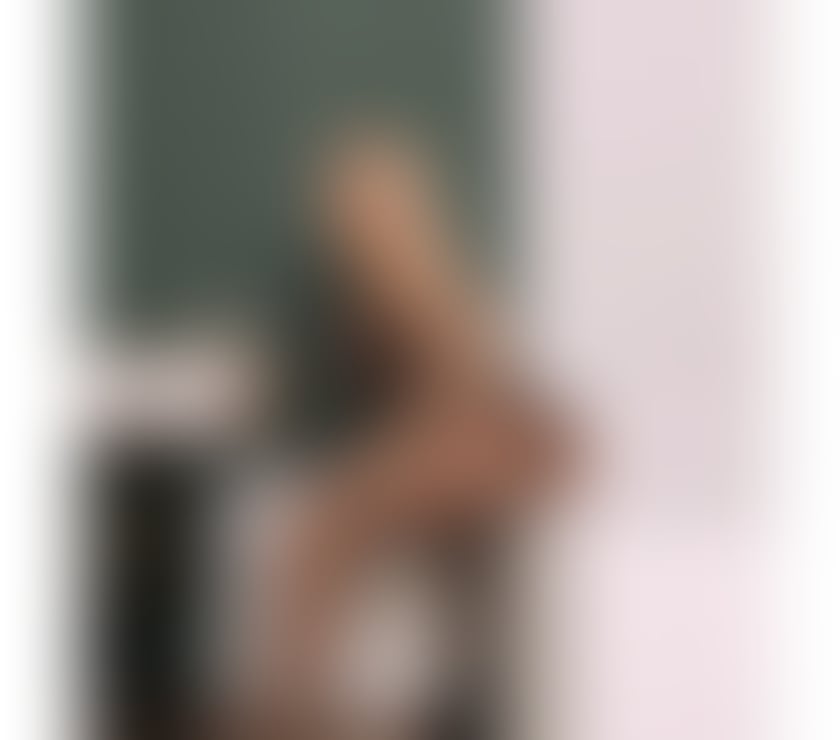 Escorts Worcestershire Worcester - Photos for BLONDE BEAUTY-PARTY WOMAN