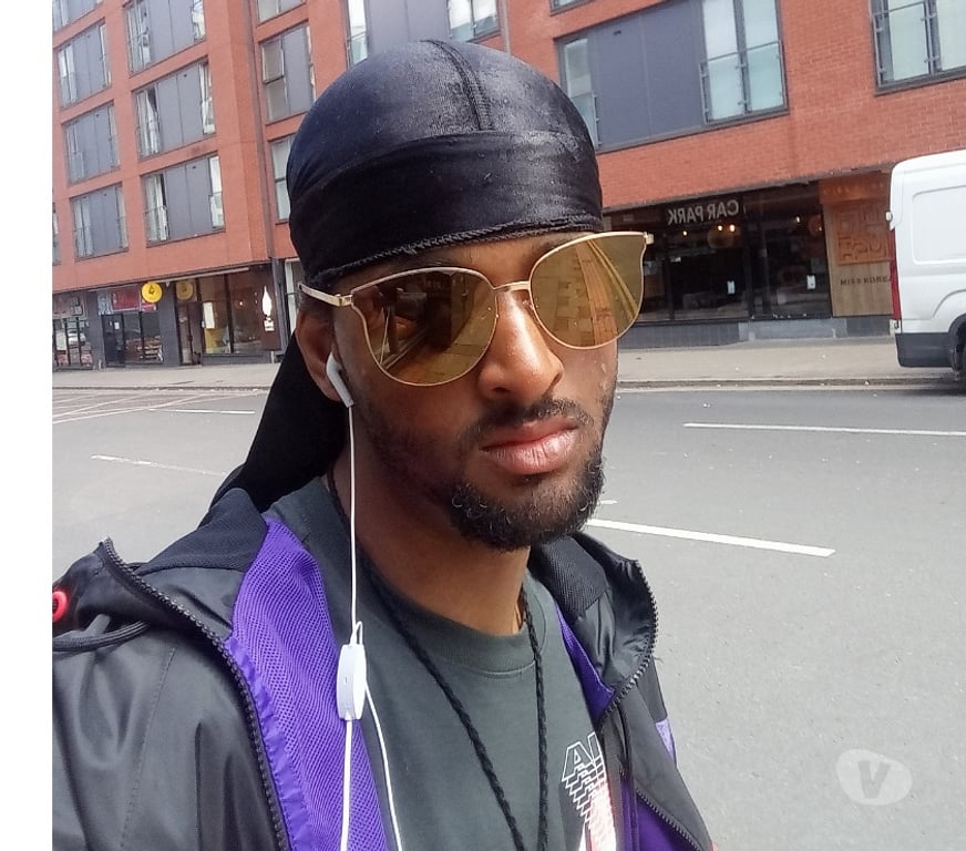 Escorts Merseyside Wirral - Photos for Exclusive Discreet Companion