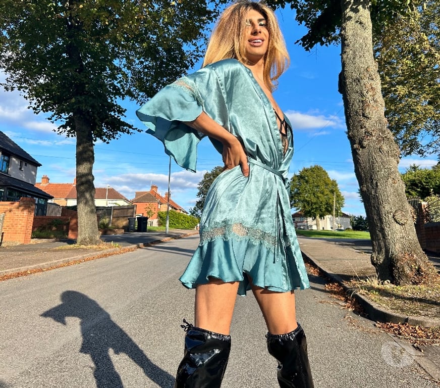 Trans Escorts South West London Fulham - South West London - Photos for Dom Indian shy latte - SW6