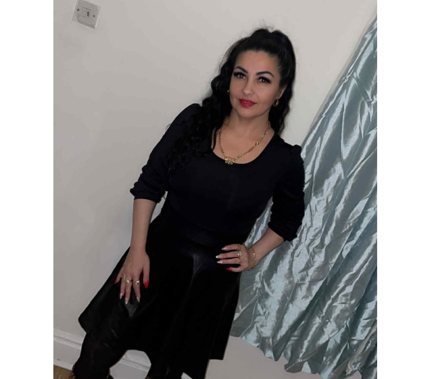 Escorts Finsbury Park North London - Photos for Milf Kelly sexy big natural breasts 💋💋💋