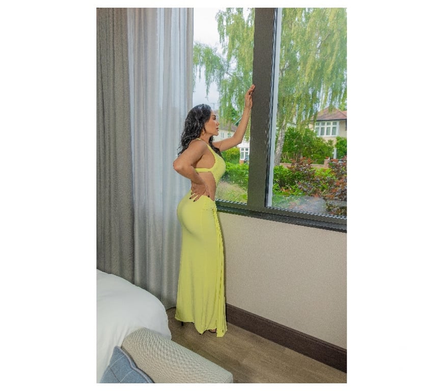 Escorts Cambridgeshire Cambridge - Photos for Delicious brunette 💛🧡💛