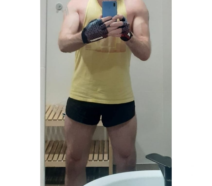  Gay massage Lincolnshire South Kesteven - Photos for TWO GUYS give M2M Naked Sensual Oil Massage in GRANTHAM NG31