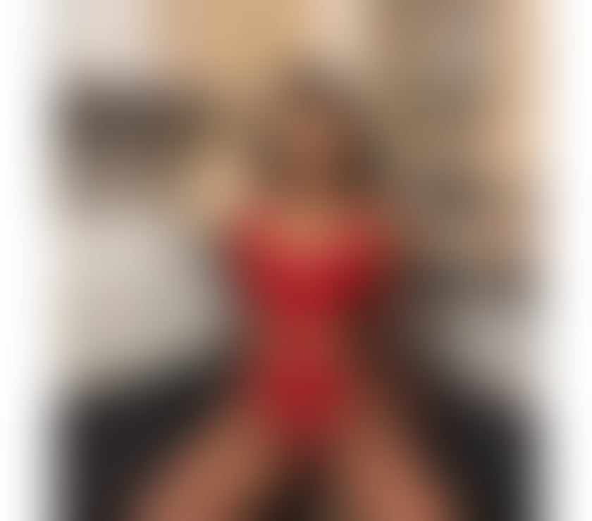 Escorts East London Havering - Photos for Natália 🦋🧁best owo💦party girl 🎉