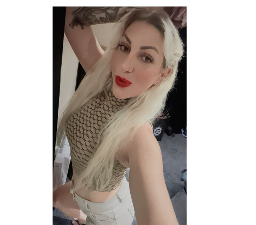 Escorts North London North Finchley - North London - Photos for Blonde Brazilian Girl Naugthy