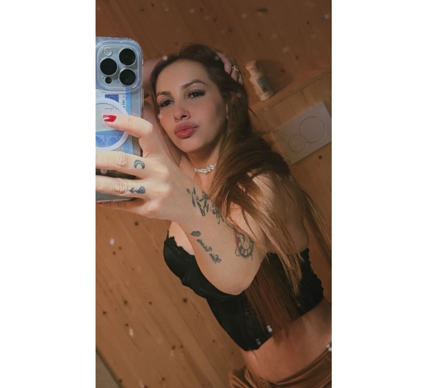 Escorts Hampshire Southampton - Photos for JÚLIA 🇧🇷 PARTY GIRL 🎉