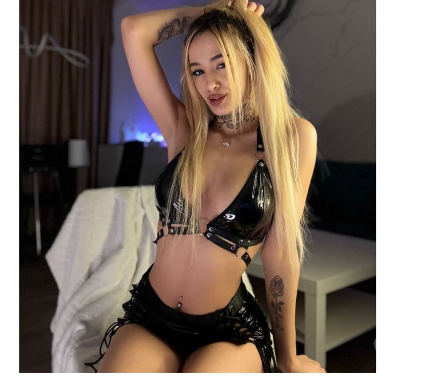 Escorts Norfolk Norwich - Photos for New Girl just arrived 😍