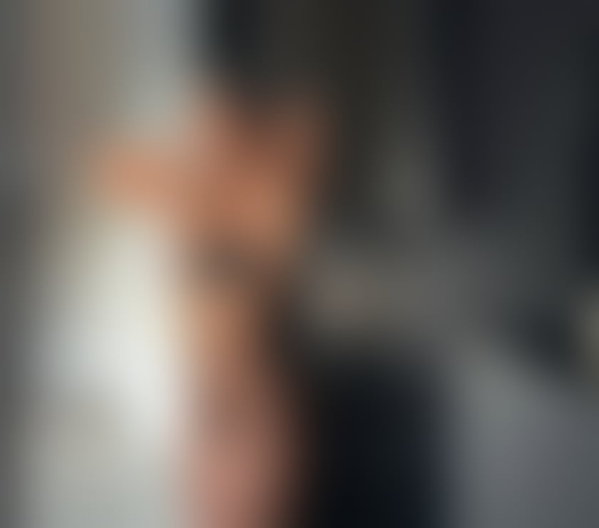 Escorts Oxfordshire Oxford - Photos for Sofia brunette brazilian party girl