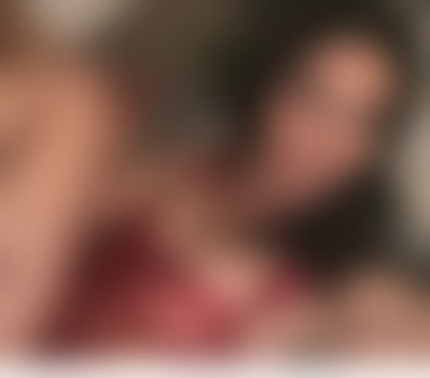 Escorts Hampshire Eastleigh - Photos for Posh Totty Milf here to service and be your sexual coach